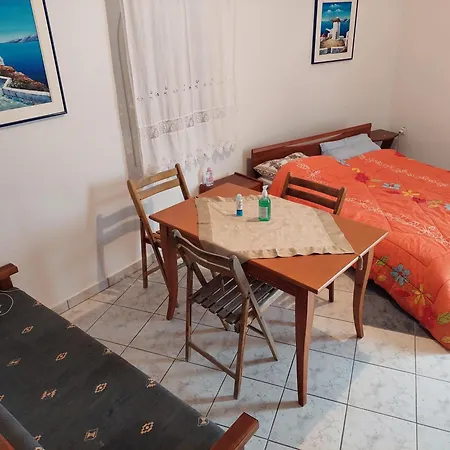 Akrotiri Cosy With Private Patio And Scenic View 公寓