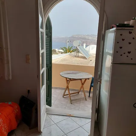 Appartamento Akrotiri Cosy With Private Patio And Scenic View