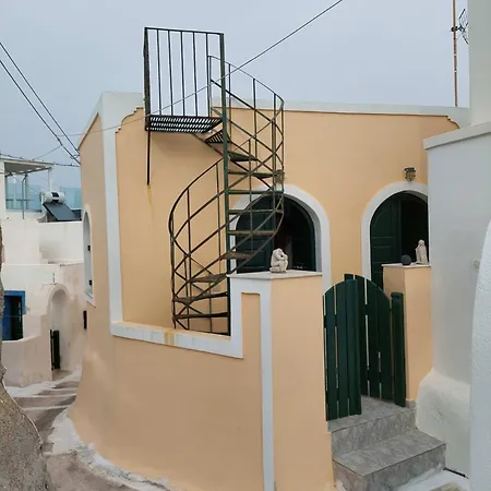 Apartamento Akrotiri Cosy With Private Patio And Scenic View